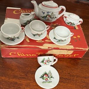 Antique Japan Child’s Tea Set